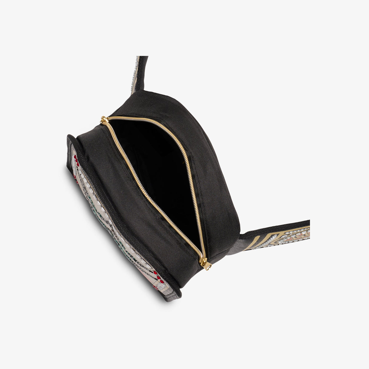 undisputed-wwe-championship-fanny-pack-o2 00027856-O.jpg