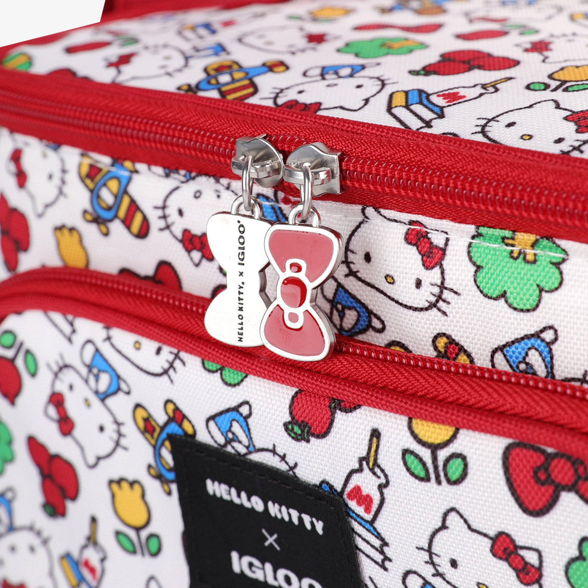 hello-kitty-square-lunch-cooler-bag-u7 00048910-C8.jpg