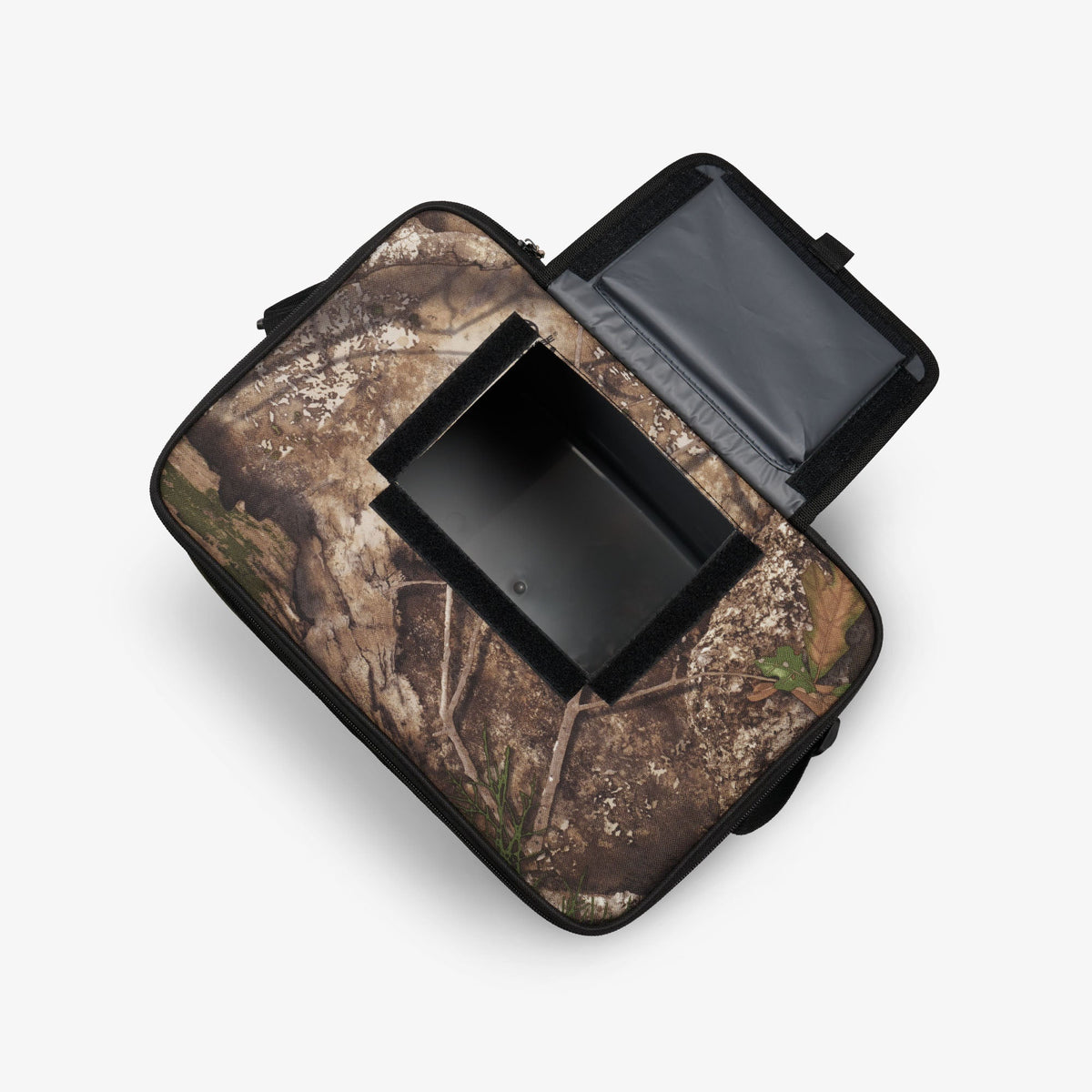 realtree-apx-hlc-28-can-bag-x8 00064354-O3-2025.jpg