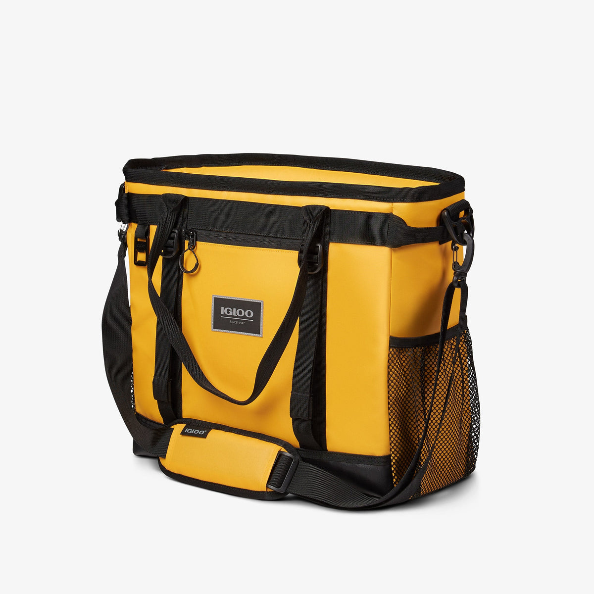 pursuit-30-can-tote-x1 00065993_2.jpg