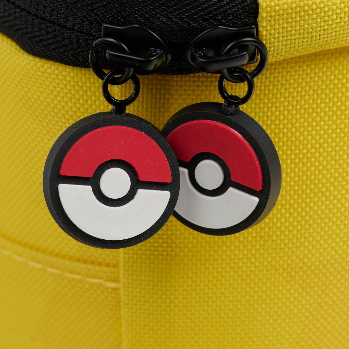 pokemon-pikachu-square-lunch-cooler-bag-q7 00066645-Z.jpg