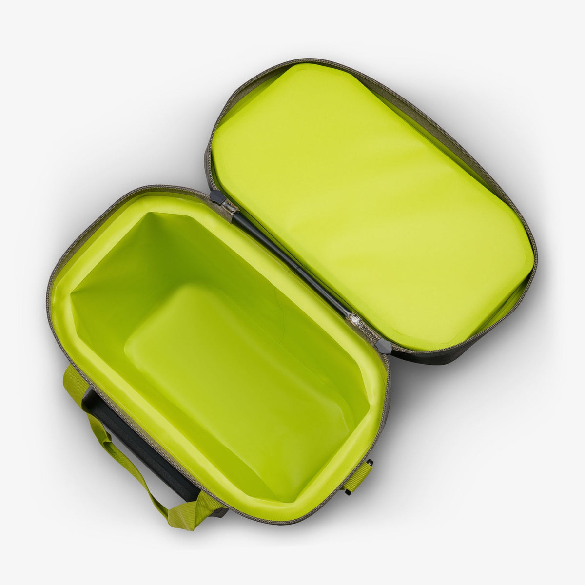 trailmate-36-can-cooler-bag-h3 00066773-O3.jpg